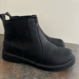 UGG | Leather Chelsea Boot